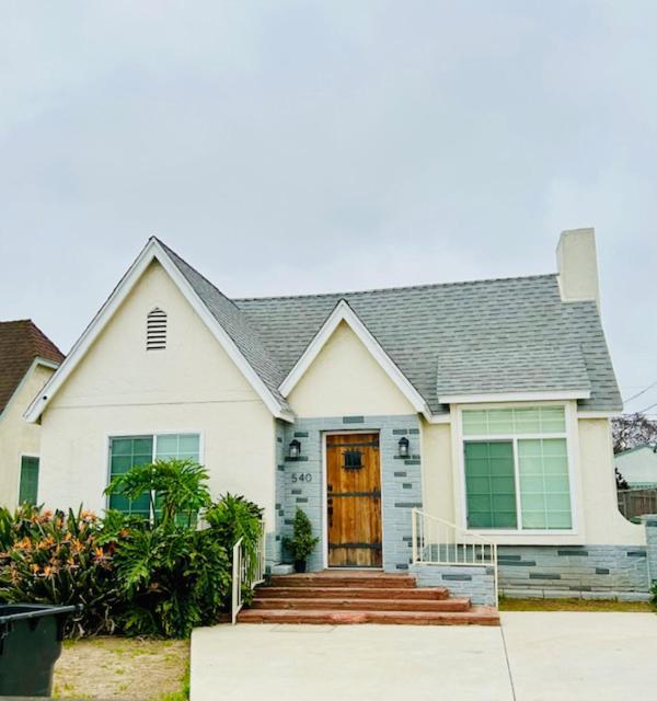 Сasa de vacaciones Gated Contemporary 3 Bedroom - 2 Bathroom In South Parking